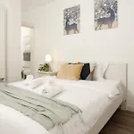 Апартаменти Center